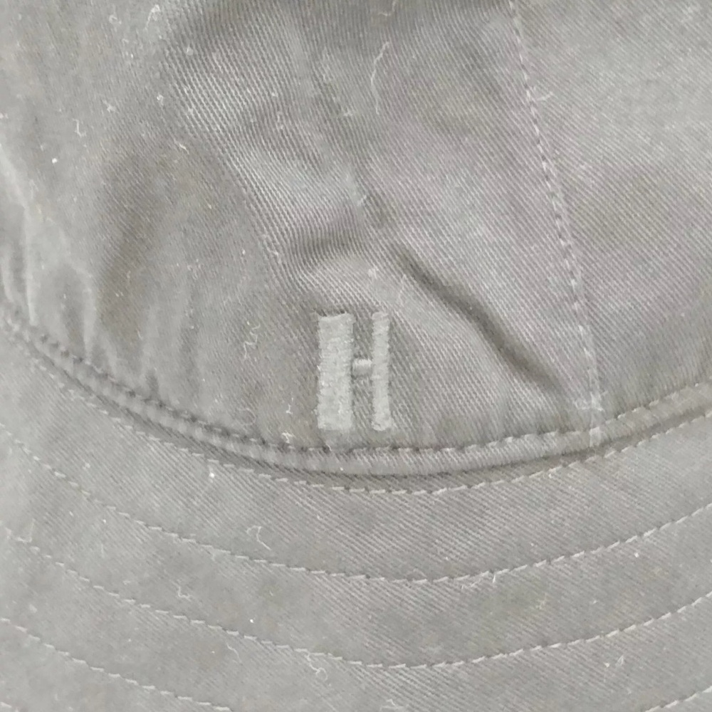 Hermes Cloth Black Hat SZ 57CM - Picture 4 of 8
